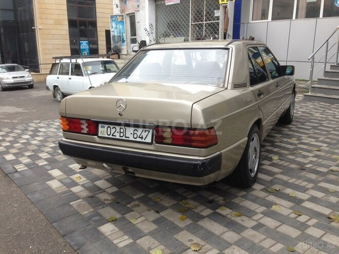 Mercedes 190 1990, 320,000 km - 2.3 l - Bakı