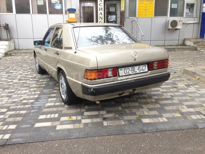 Mercedes 190 1990, 320,000 km - 2.3 l - Bakı