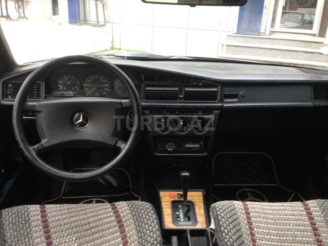 Mercedes 190 1990, 320,000 km - 2.3 l - Bakı
