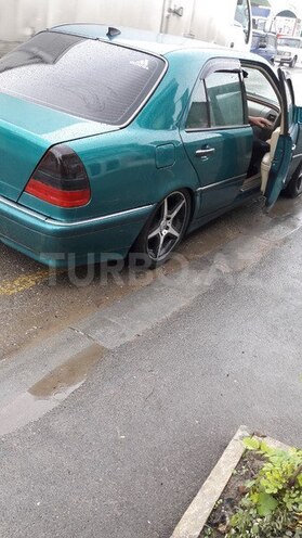 Mercedes C 230 1998, 124,000 km - 0.2 l - Bakı
