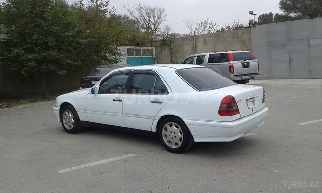 Mercedes C 230 1997, 223,000 km - 2.3 l - Sumqayıt