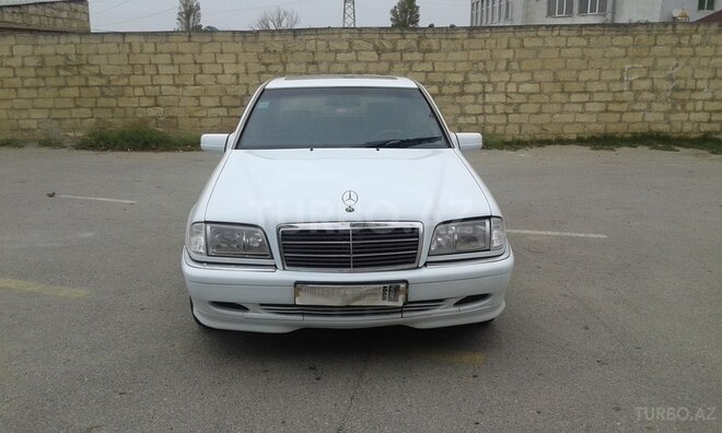 Mercedes C 230 1997, 223,000 km - 2.3 l - Sumqayıt