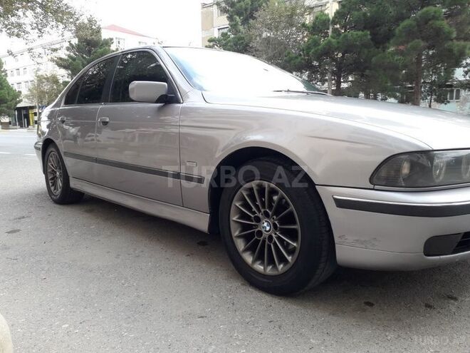 BMW 528 1996, 220,000 km - 2.8 l - Sumqayıt
