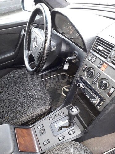 Mercedes C 180 1996, 228,000 km - 1.8 л - Sumqayıt