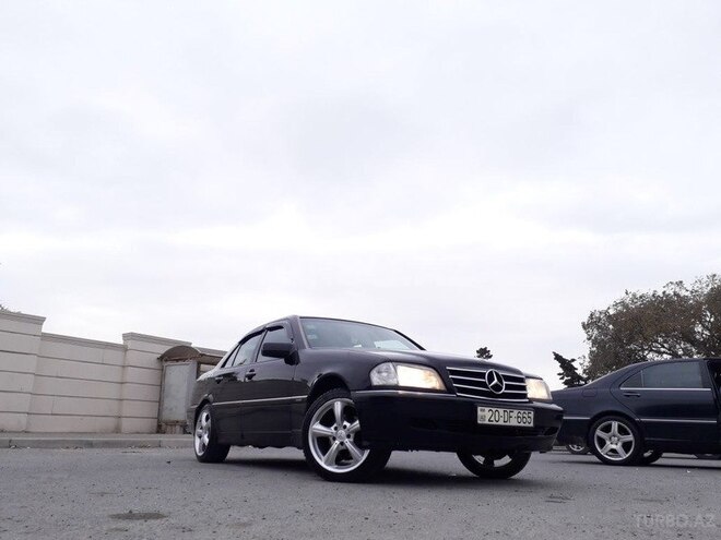 Mercedes C 180 1996, 228,000 km - 1.8 л - Sumqayıt