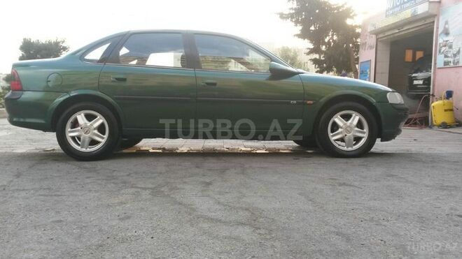 Opel Vectra 1998, 271,000 km - 1.8 l - Bakı