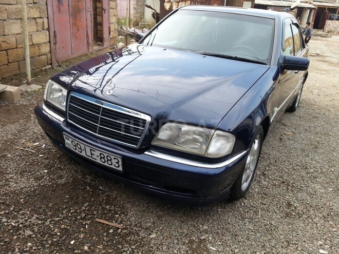 Mercedes C 200 2000, 166,235 km - 2.0 л - Xırdalan