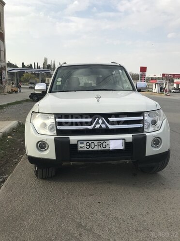 Mitsubishi Pajero 2008, 300,000 km - 3.0 l - Gəncə