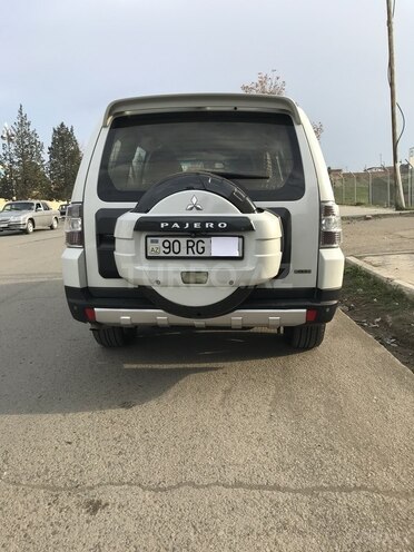 Mitsubishi Pajero 2008, 300,000 km - 3.0 l - Gəncə