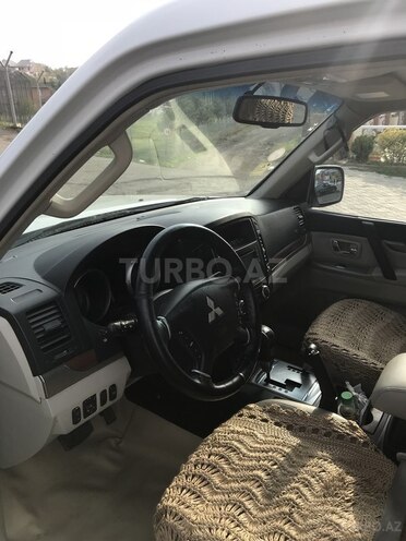 Mitsubishi Pajero 2008, 300,000 km - 3.0 l - Gəncə