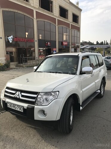 Mitsubishi Pajero 2008, 300,000 km - 3.0 l - Gəncə