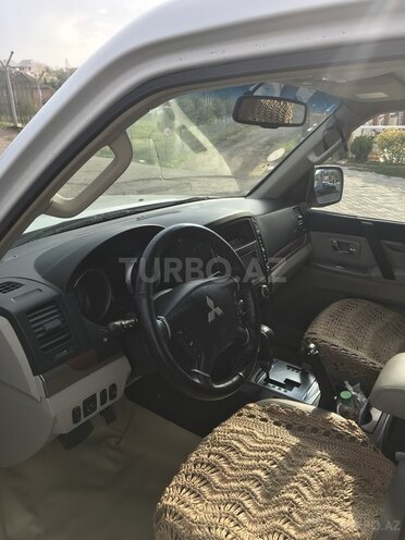 Mitsubishi Pajero 2008, 300,000 km - 3.0 l - Gəncə