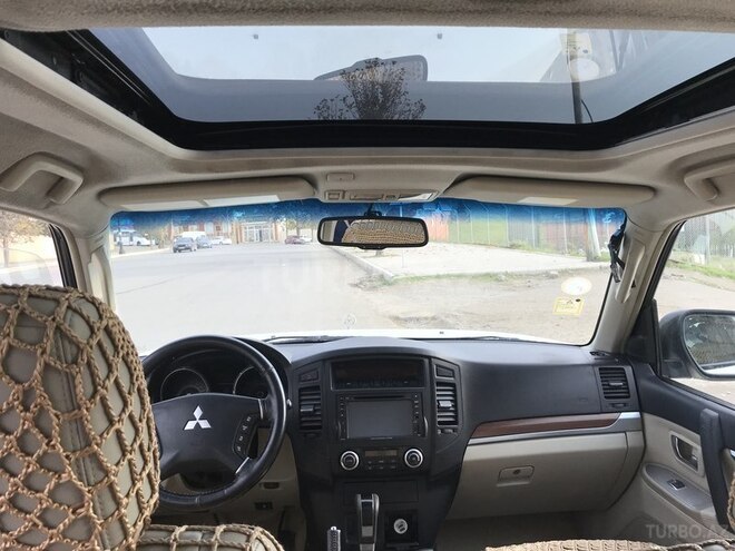 Mitsubishi Pajero 2008, 300,000 km - 3.0 l - Gəncə