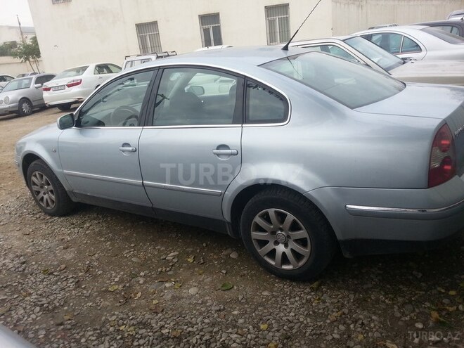 Volkswagen Passat 2002, 205,000 km - 1.8 л - Bakı