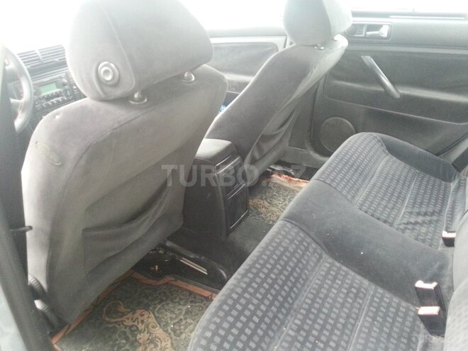 Volkswagen Passat 2002, 205,000 km - 1.8 л - Bakı