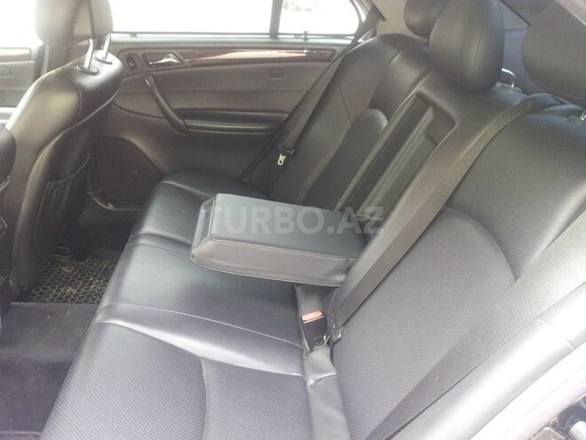 Mercedes C 240 2003, 238,461 km - 2.6 l - Bakı