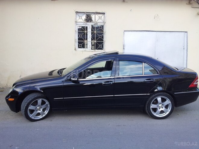 Mercedes C 240 2003, 238,461 km - 2.6 l - Bakı