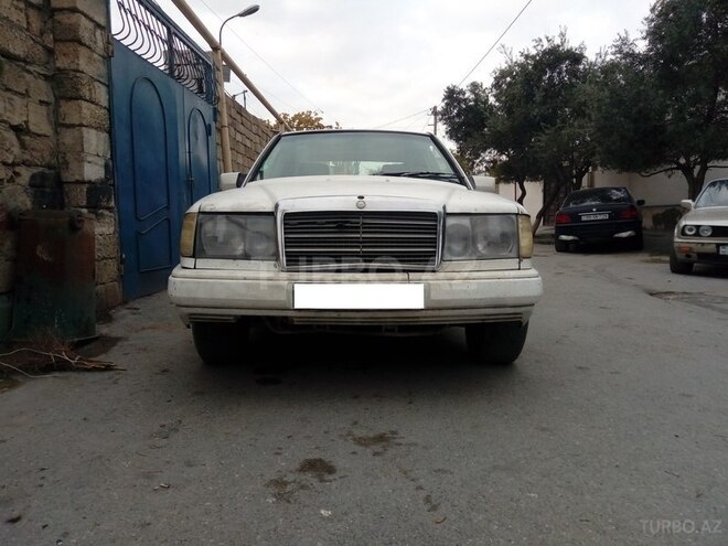 Mercedes E 200 1991, 294,000 km - 2.0 l - Bakı
