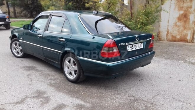 Mercedes C 180 1995, 380,000 km - 1.8 l - Bakı