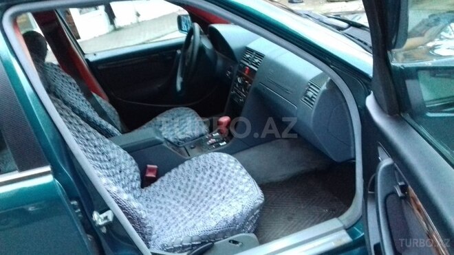 Mercedes C 180 1995, 390,000 km - 1.8 l - Bakı