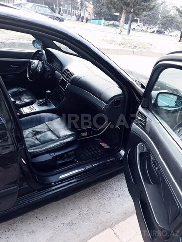 BMW 525 2001, 256,890 km - 2.5 l - Bakı