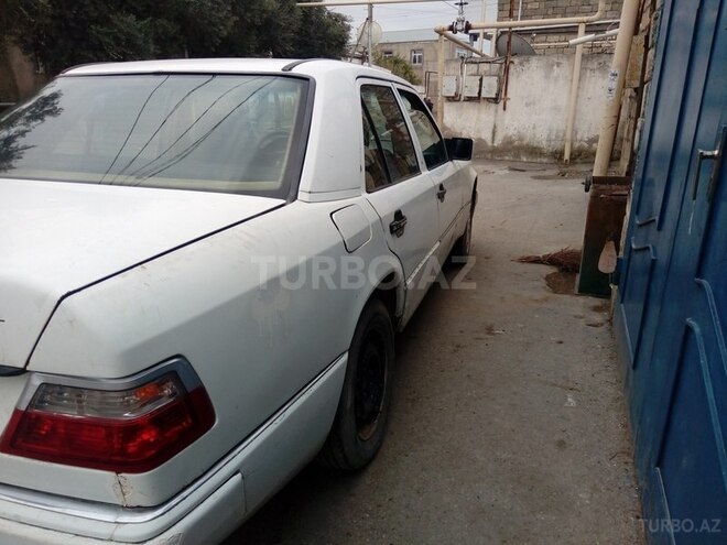 Mercedes E 200 1991, 294,000 km - 2.0 l - Bakı