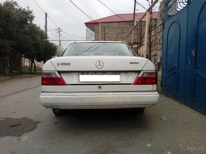 Mercedes E 200 1991, 294,000 km - 2.0 l - Bakı