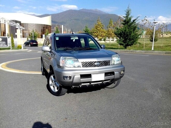 Nissan X-Trail 2001, 170,000 km - 2.0 l - Qax