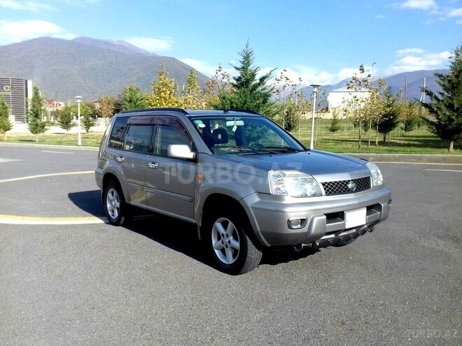 Nissan X-Trail 2001, 170,000 km - 2.0 l - Qax