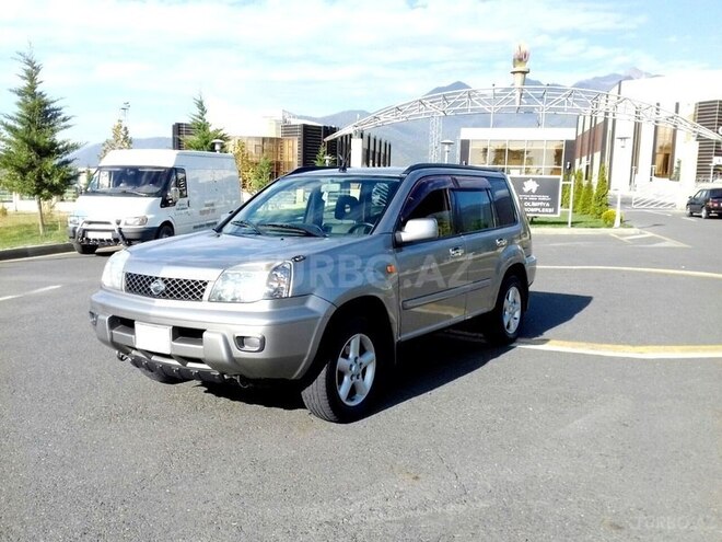 Nissan X-Trail 2001, 170,000 km - 2.0 l - Qax