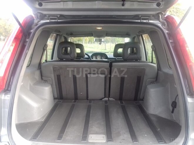 Nissan X-Trail 2001, 170,000 km - 2.0 l - Qax