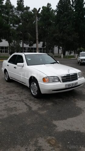 Mercedes C 180 1994, 195,057 km - 1.8 l - Salyan