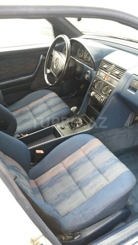 Mercedes C 180 1994, 195,057 km - 1.8 l - Salyan