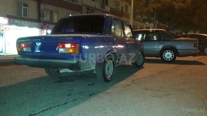 LADA (VAZ) 2107 2001, 95,000 km - 1.6 l - Bakı