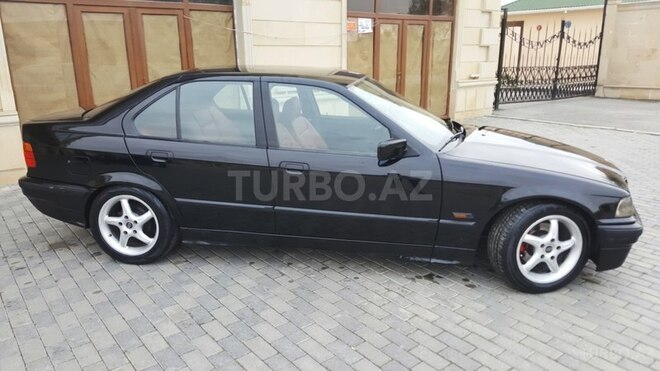 BMW 318 1996, 250,000 km - 1.8 l - Bakı