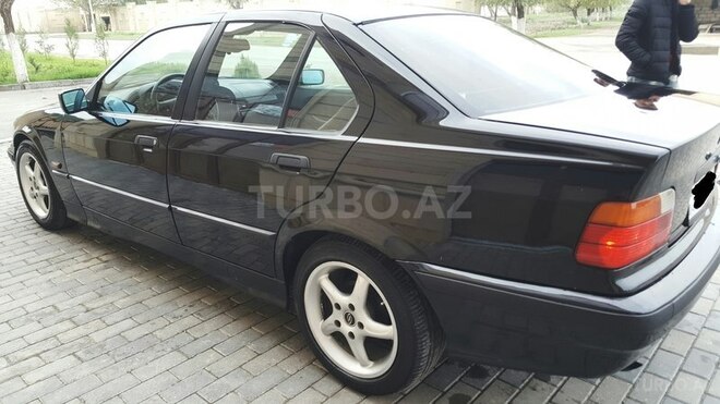 BMW 318 1996, 250,000 km - 1.8 l - Bakı