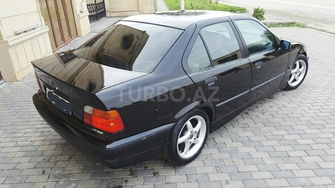 BMW 318 1996, 250,000 km - 1.8 l - Bakı