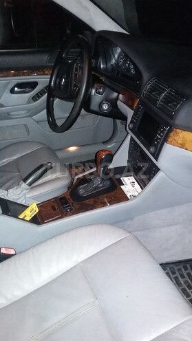 BMW 530 2001, 311,000 km - 3.0 l - Bakı