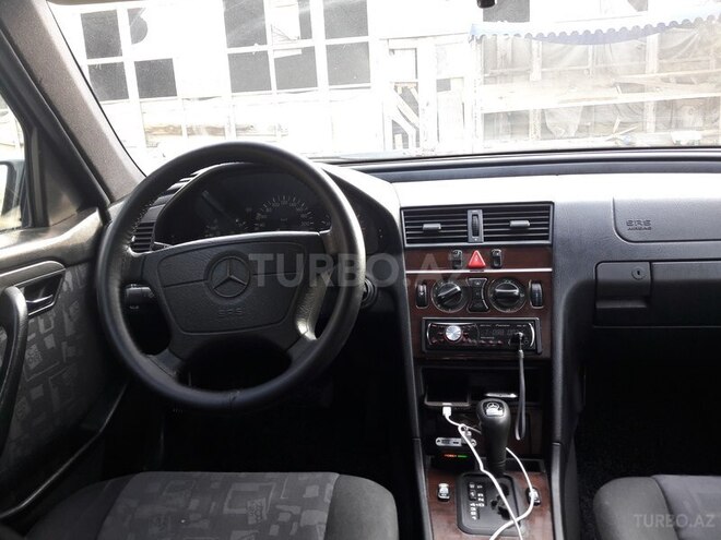 Mercedes C 200 1997, 275,000 km - 2.0 l - Gəncə