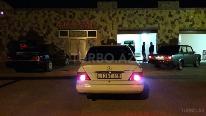 Mercedes E 230 1990, 300,000 km - 2.3 l - Bakı