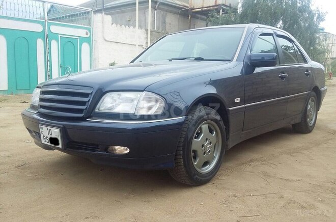 Mercedes C 220 1995, 341,928 km - 2.2 l - Bakı