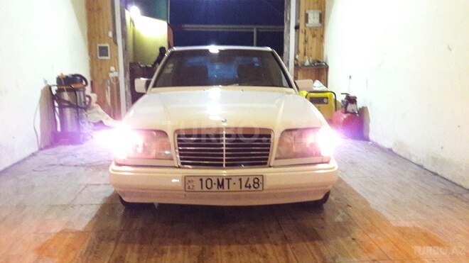Mercedes E 230 1990, 222,222 km - 2.3 л - Bakı