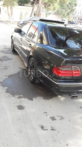Mercedes E 280 2000, 237,500 km - 2.8 l - Bakı