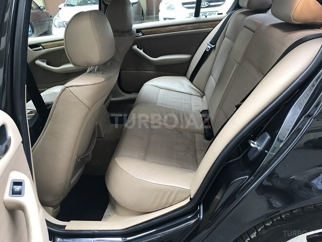 BMW 320 2001, 260,000 km - 2.2 л - Bakı