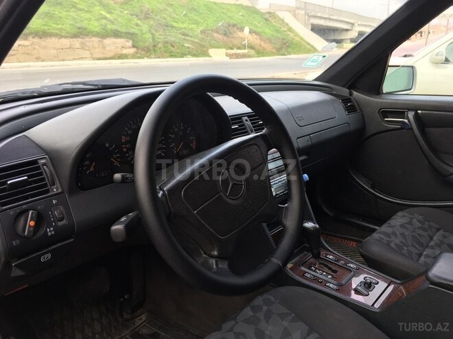 Mercedes C 200 2000, 145,000 km - 0.2 l - Bakı