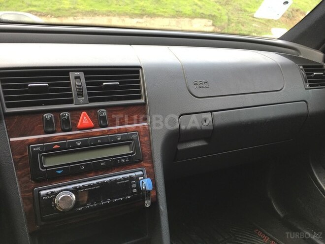 Mercedes C 200 2000, 145,000 km - 0.2 l - Bakı