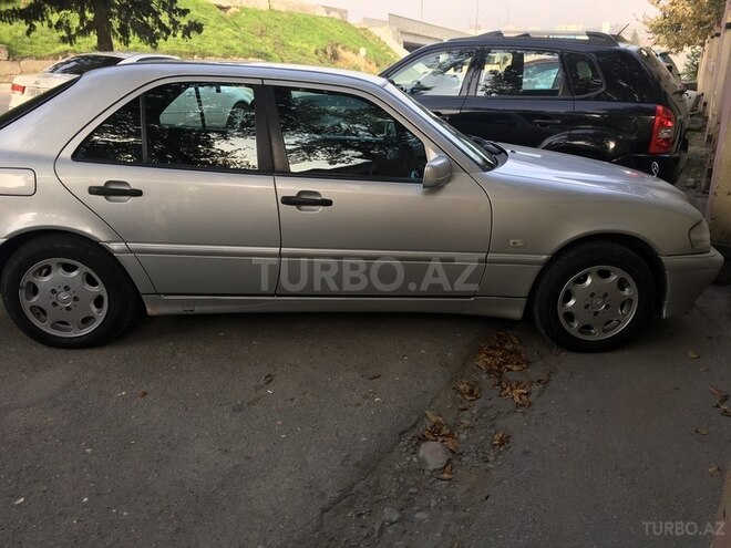 Mercedes C 200 2000, 145,000 km - 0.2 l - Bakı