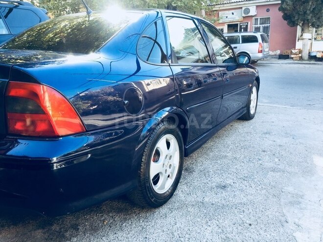 Opel Vectra 1999, 183,500 km - 1.8 l - Bakı