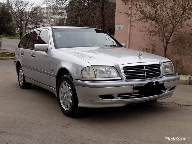 Mercedes C 220 1999, 305,000 km - 2.2 l - Bakı