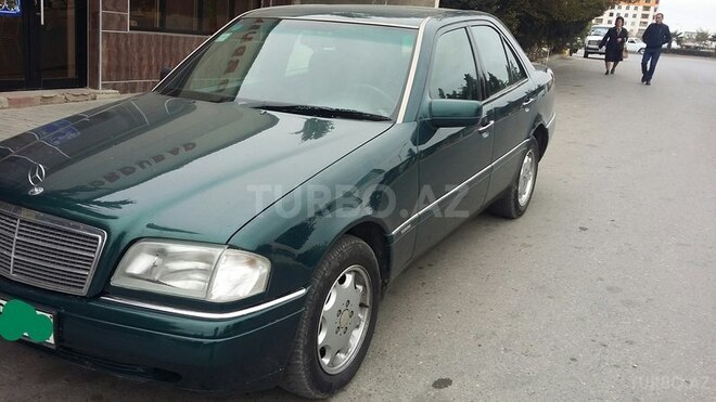 Mercedes C 220 1995, 243,000 km - 2.2 л - Sumqayıt